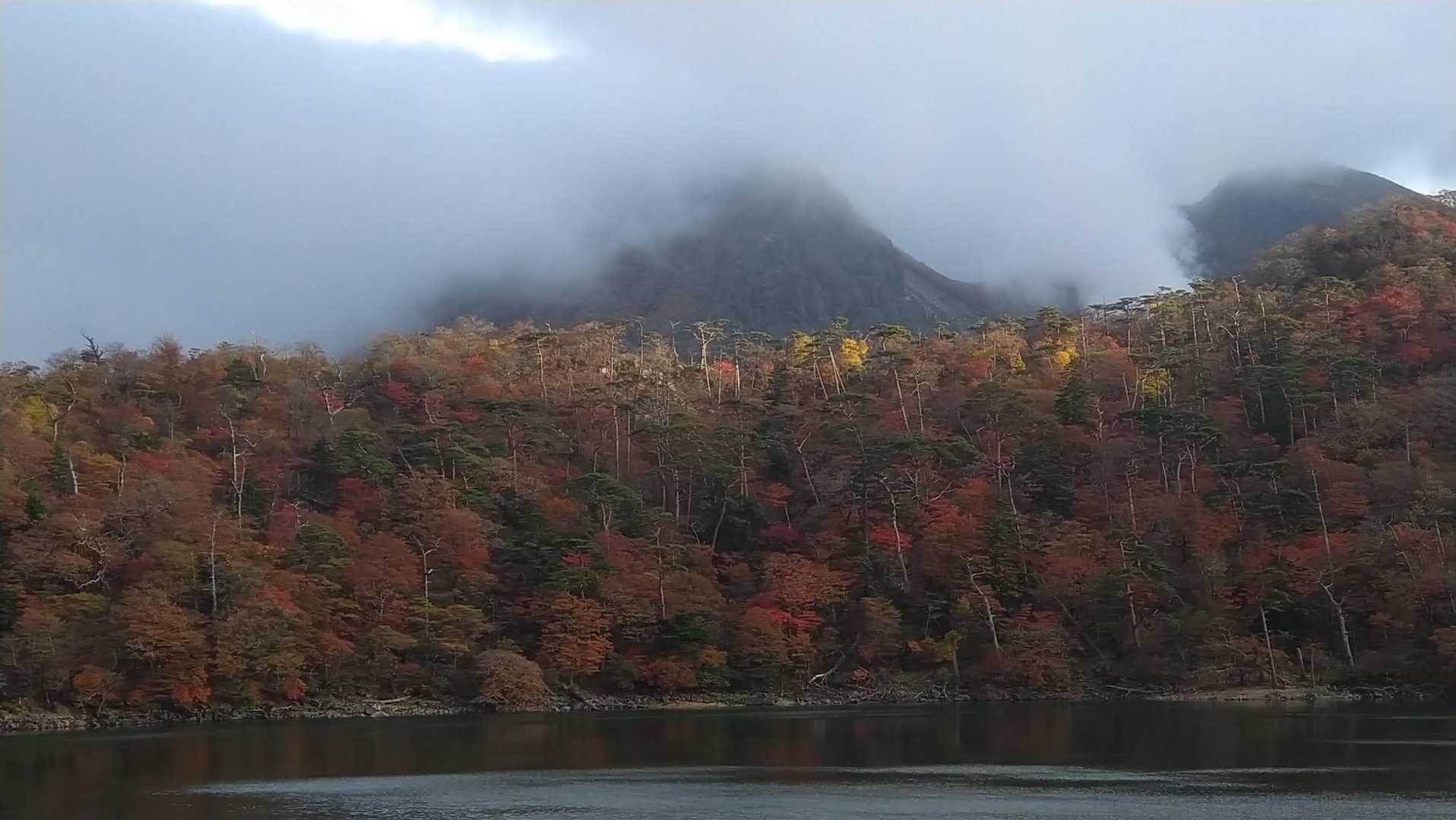 白鳥山-硫黄山北登山口 周回コースの写真