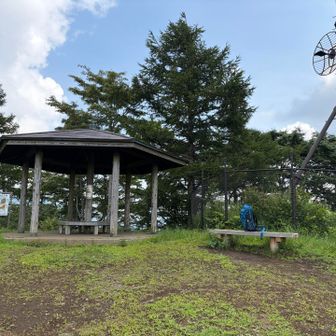 富士山を眺めながら食べようと買っておいたご飯を車内に忘れた事に気づき、余っていた行動食でなんとか凌ぎました😭
