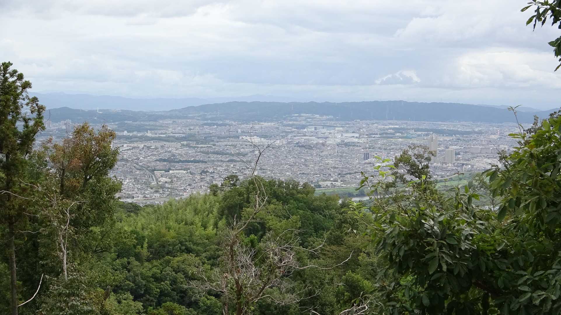 枚方市方向の眺望。