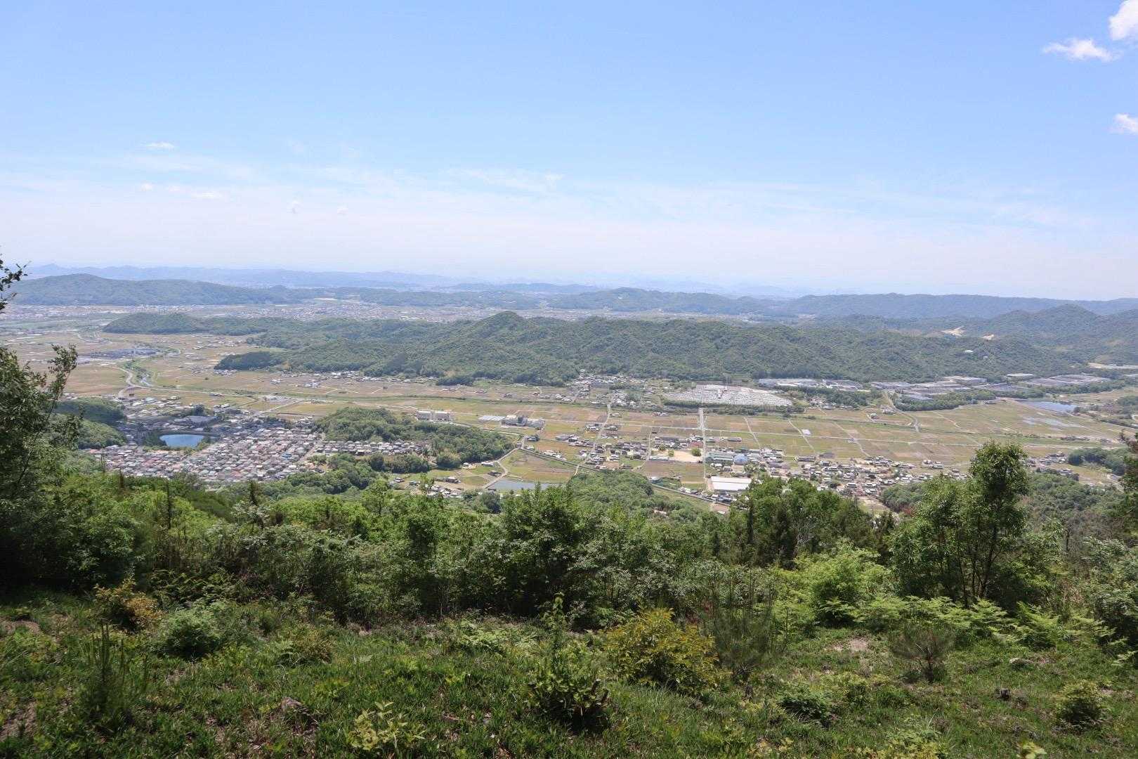 展望台で一休みして下山します