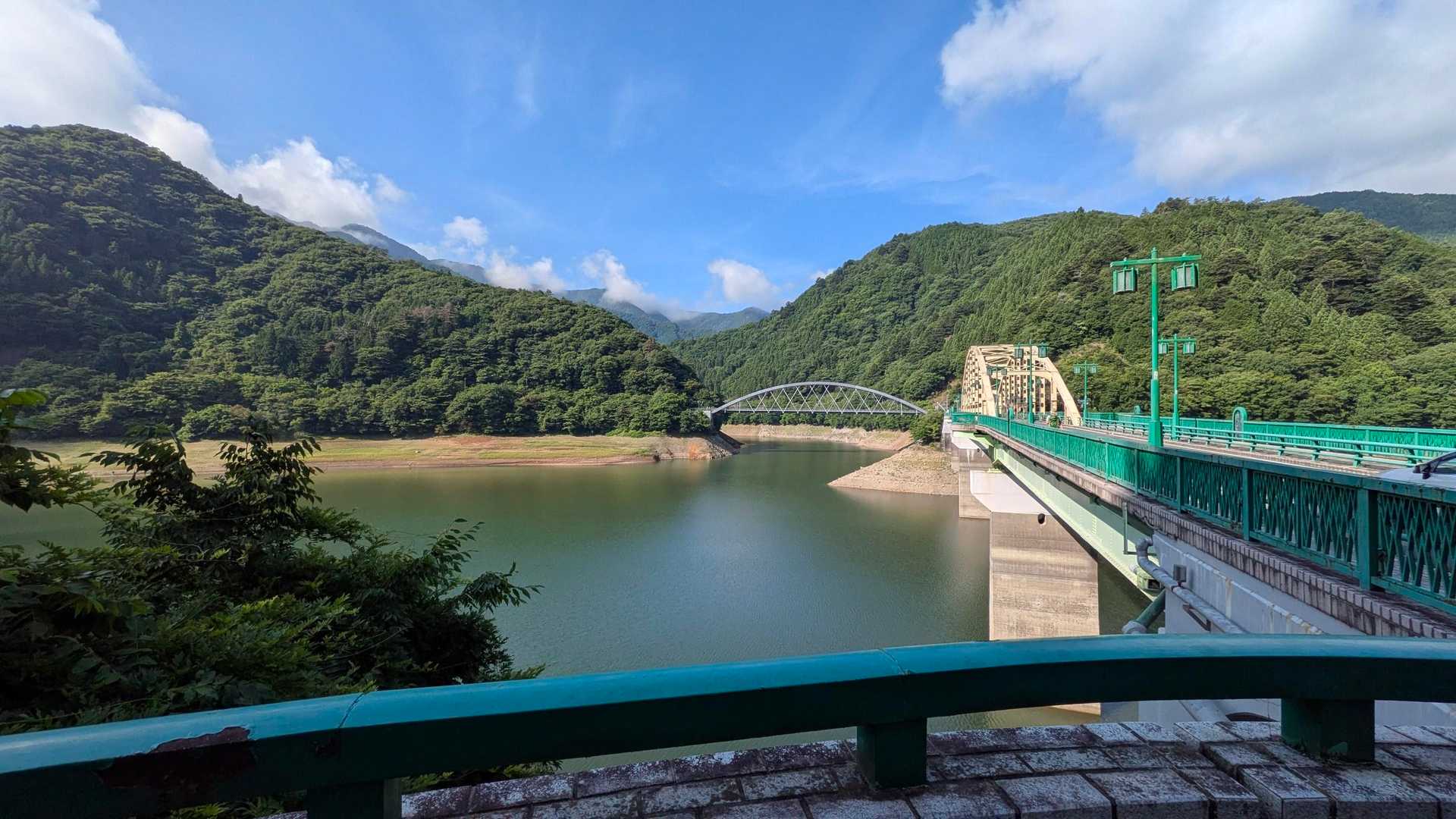 いい天気！奥多摩湖のみえるところからスタート