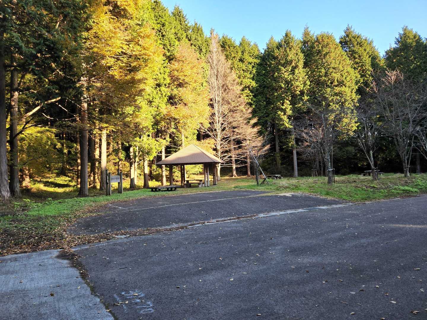 鷹山公園です💡
私が停めた駐車場から車でここまで来れます☝️