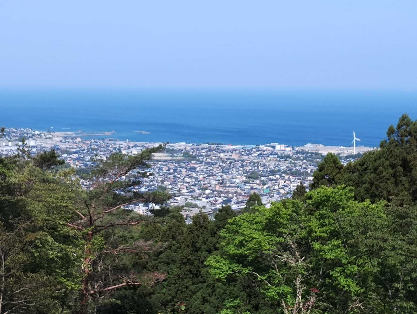 駐車場近くの展望台からの太平洋です✨
良い景色です🥰🥰🥰
何回見ても飽きないです👍
しばし、マッタリタイムです🤗