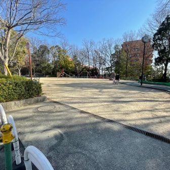 八事富士見公園