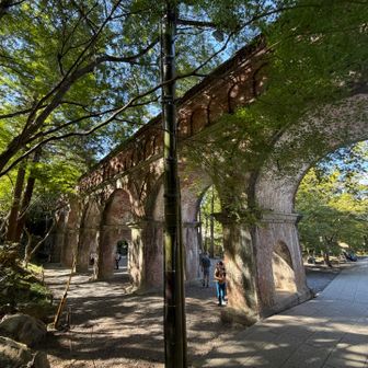 南禅寺境内にある琵琶湖疏水の水路橋まで歩きました🚶‍♀️