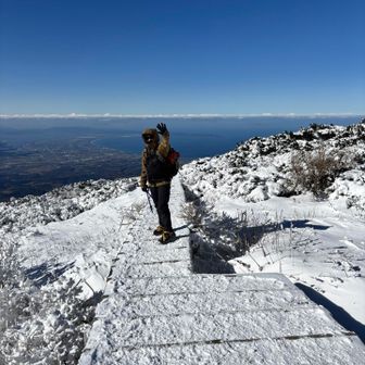 木道こんなに出てるんなら アイゼン取っときたかった🥲