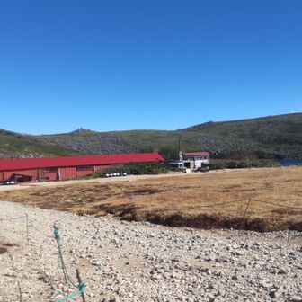 白馬大池山荘は昨日まで。