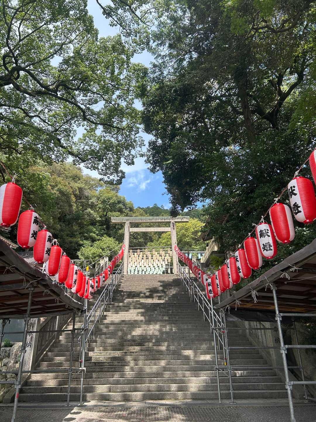 多度大社、
提灯がずら〜っと沢山🏮