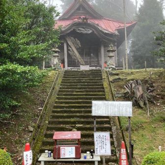 奥之院
あらら。行けません。