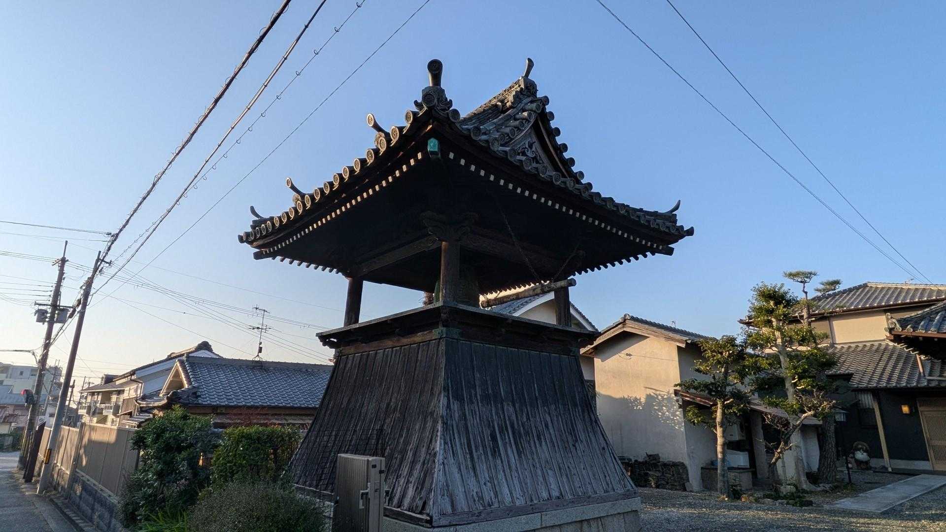 りっぱな鐘堂