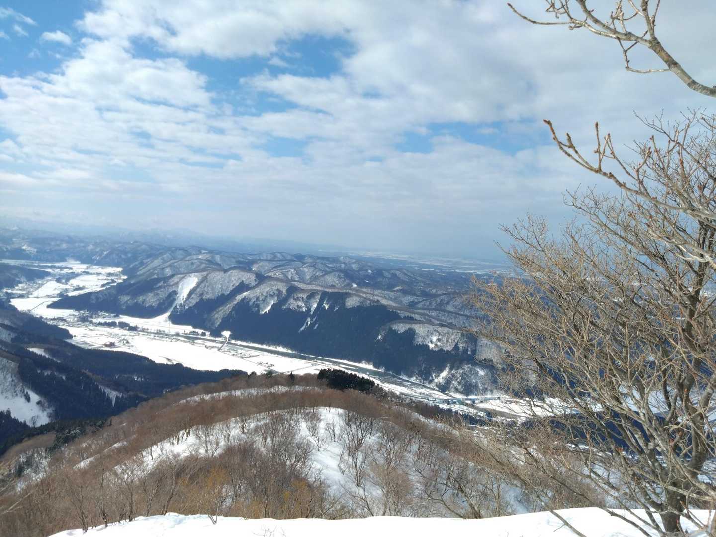 手取川の流れ
干支の🐍みたい
この眺めが好き💕