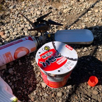 今日はこれにトマトパスタを混ぜ混ぜ