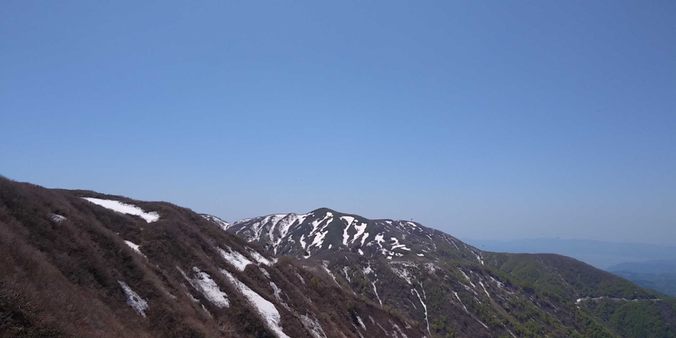 親水古道分岐近くの展望所から。
爽快。