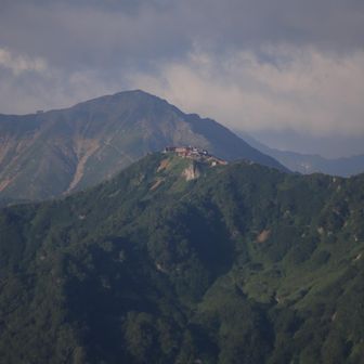 燕山荘、近いようで長い道のり