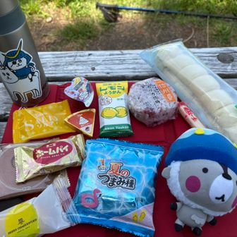 ぽこママさんにもらったレモンようかん🍋
すごく美味しかった😍