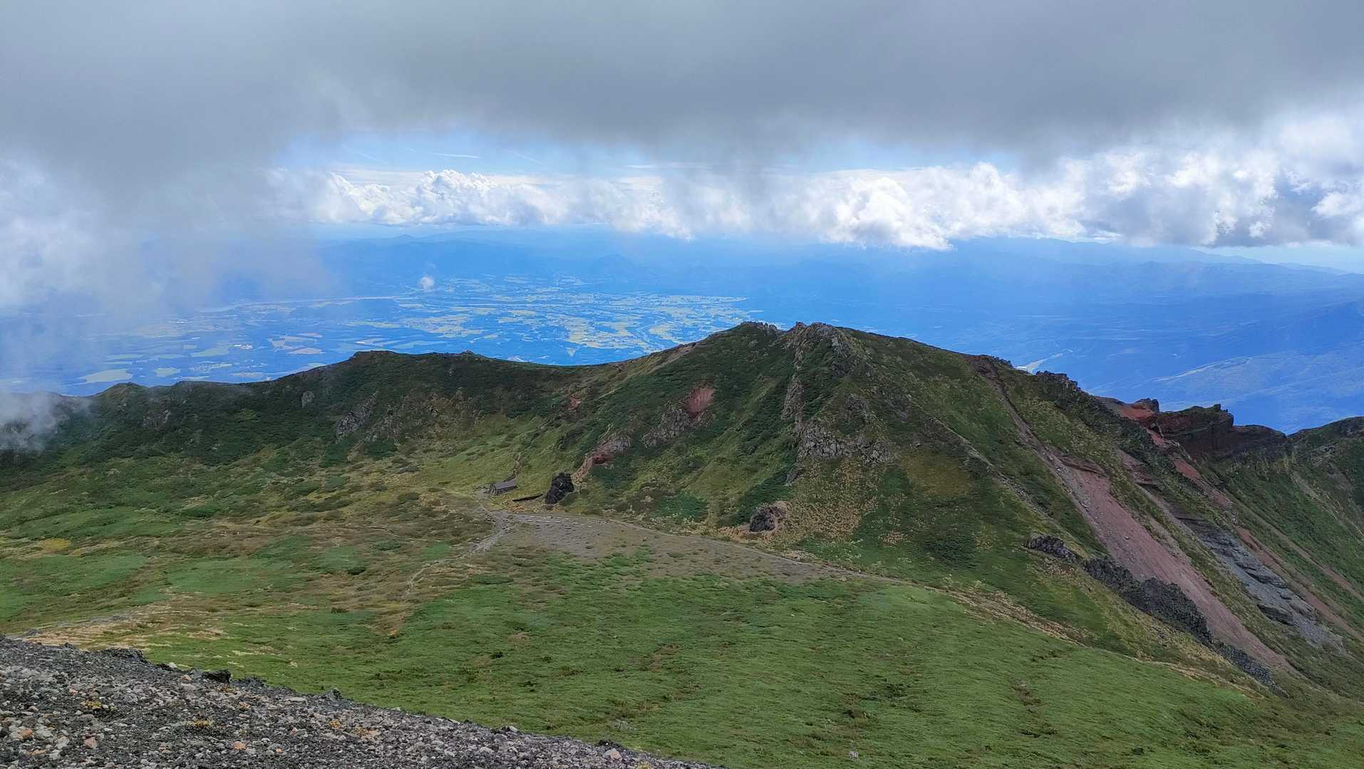 御神坂登山口-切接-わらじ脱ぎ場-笠締-岩手山 往復コースの写真