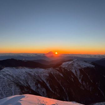 ご来光

良い日ですなぁ🙆