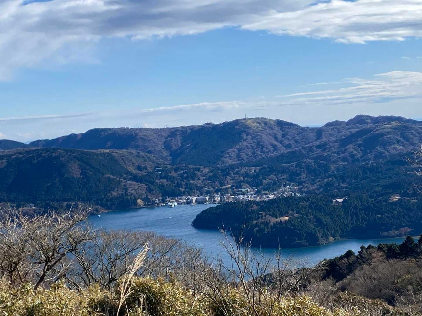 桃源台駅-湖尻峠-三国山-山伏峠-海ノ平 縦走コースの写真