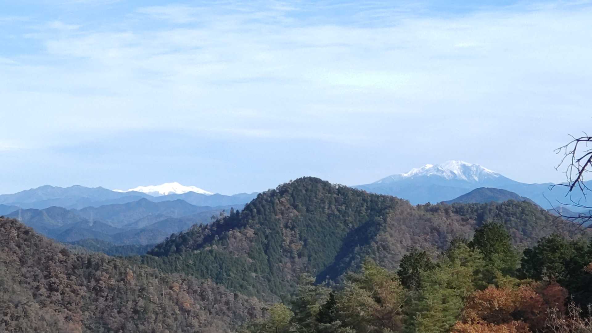 アップで！御嶽山と乗鞍岳🏔綺麗