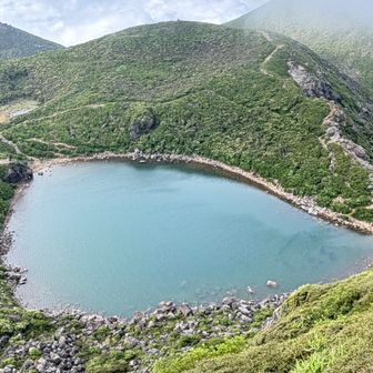 本日、唯一登頂した天狗ヶ城⛰️からの御池💦