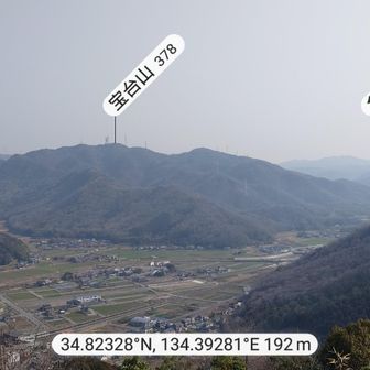 展望台に登ってみました。
宝台山はこの梅雨時期にでも管理道路で登るか？