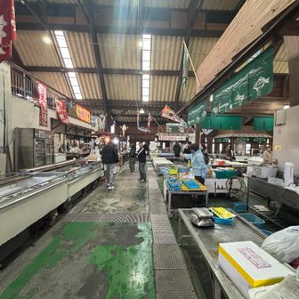 牡蠣はkg単位で買えます 今年は小さめ＆不漁と聞いてたけどそこそこ売ってた