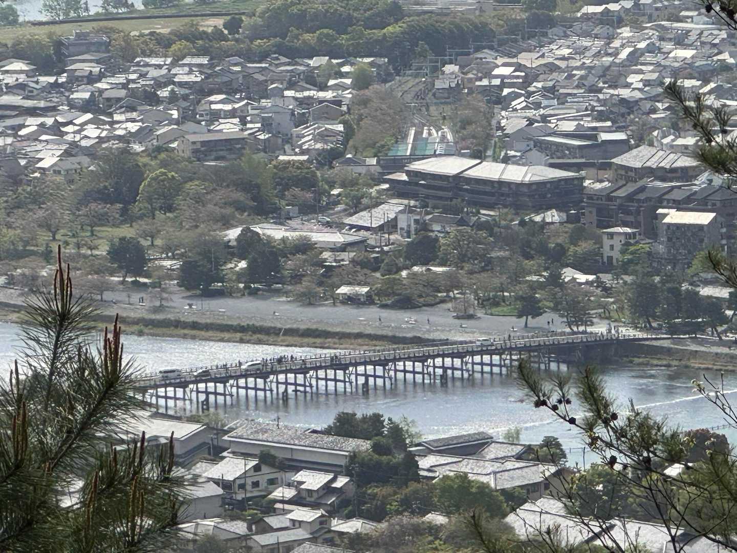 渡月橋です