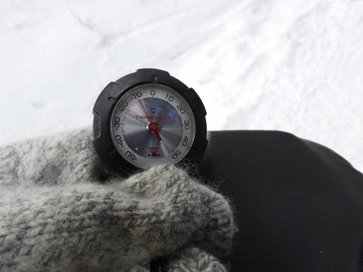 気温は-10℃くらい。
