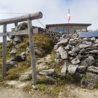 飯豊山神社奥宮