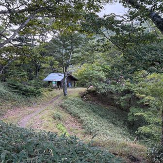 やっと着いた稲村ヶ岳山荘　のトイレ
