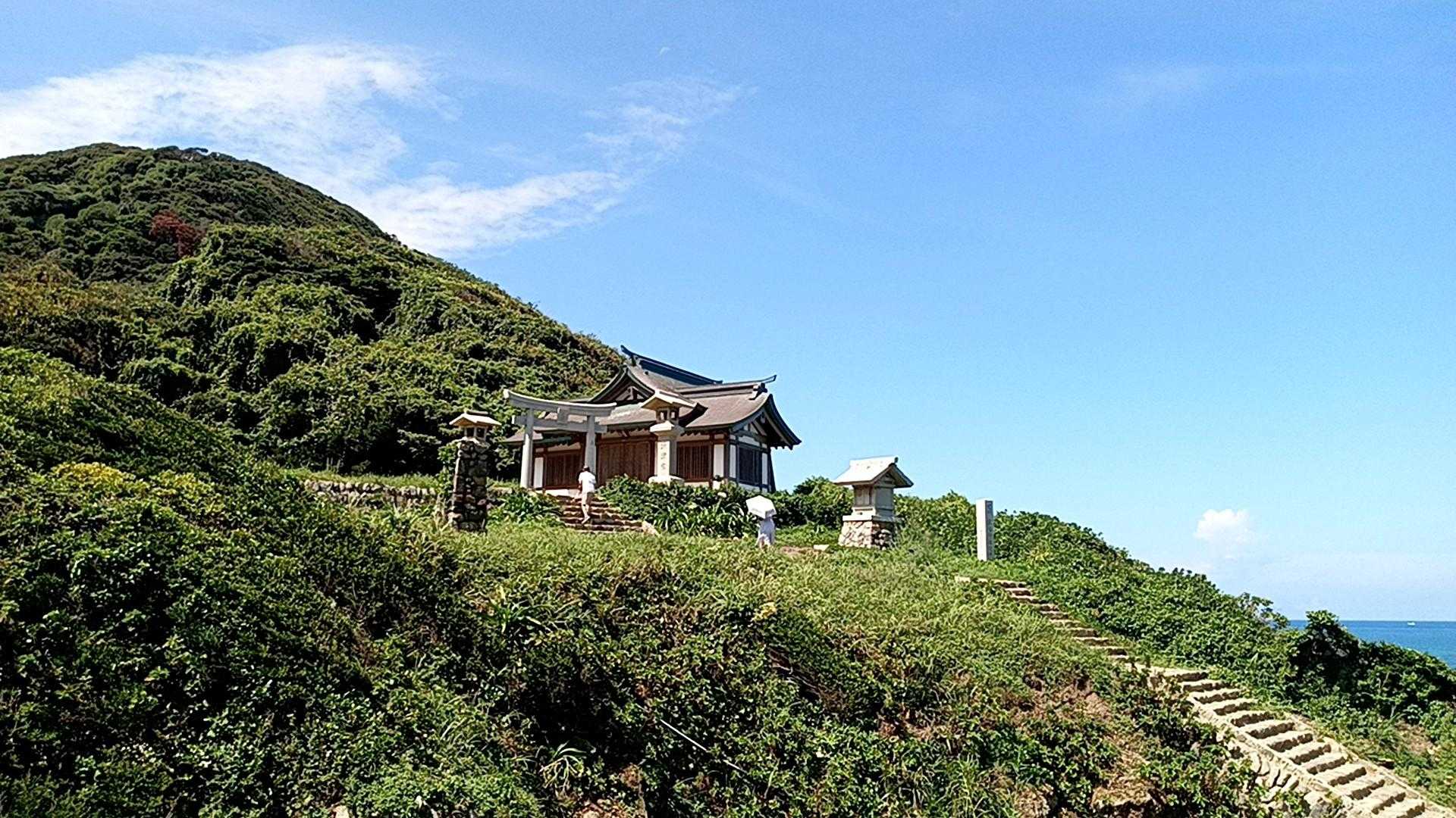 宗像大社中津宮と日本海海戦の歴史を訪ねる「離島ヒストリアハイキング」の写真