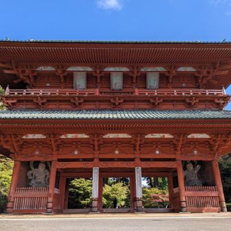 大門 到着
外人だらけだったので
加工で消えて頂きました^^