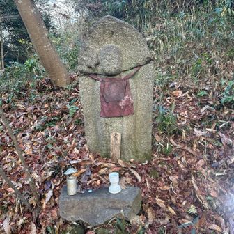 鳴川峠のお地蔵様🙏