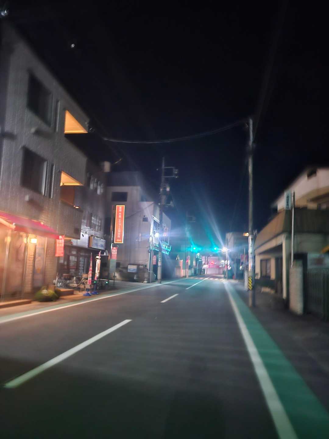 レンズが乱反射して私の裸眼みたいになってる💦
私乱視なんです。