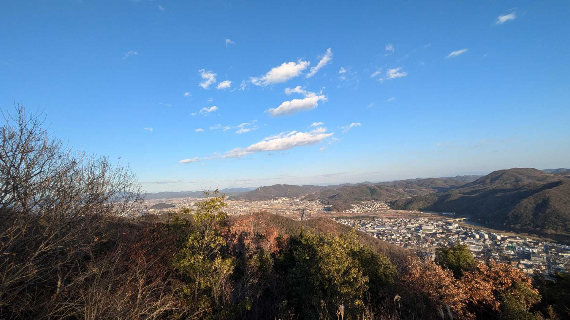 小休憩後下山する事にしました。