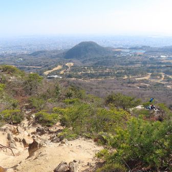 甲山と西宮カントリー倶楽部