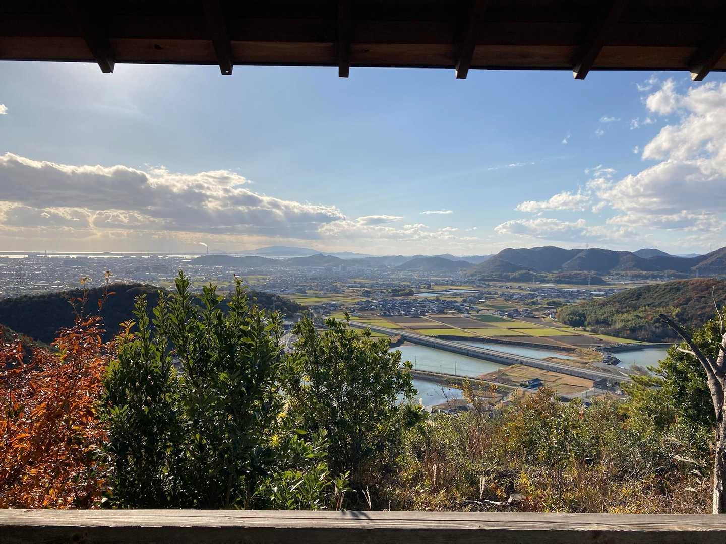 洞貝山　休憩所より