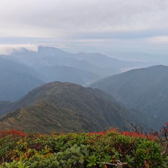 中ノ岳、十字峡方面の登山道