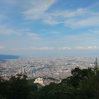 行者山方面からも大阪湾沿いの景色が見える場所が結構あります。