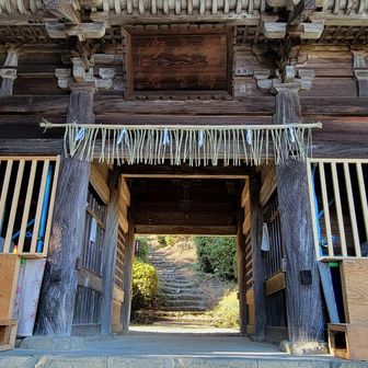 次回来る時には、仁王様がお戻りになられている事だろうな。