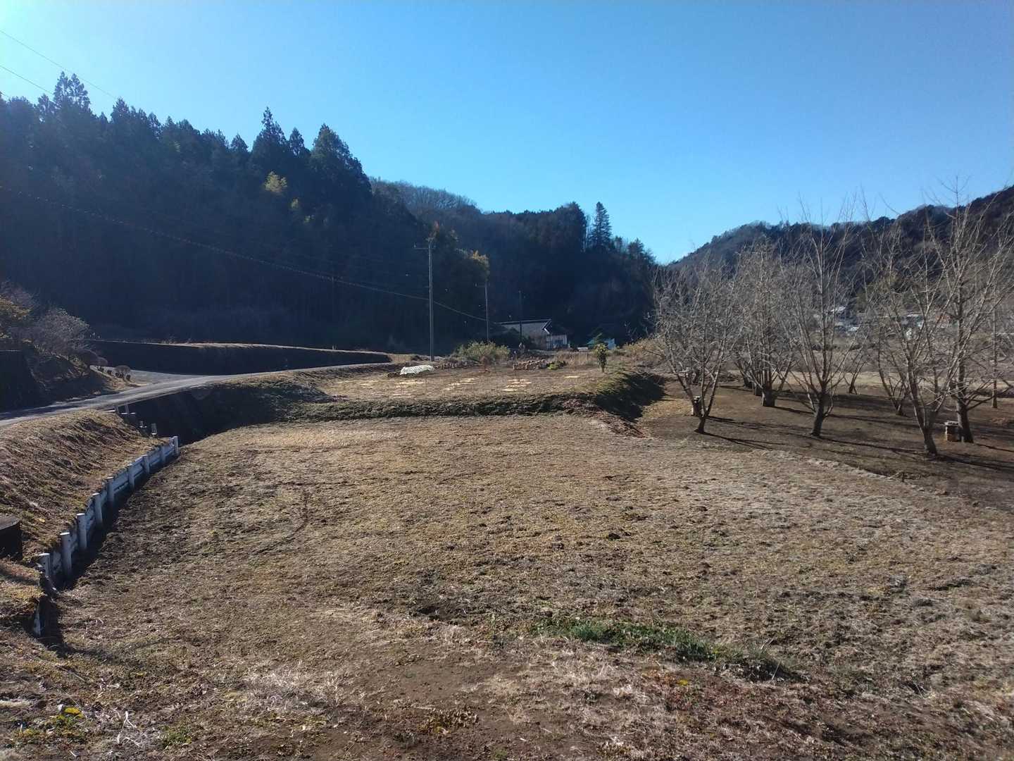 いかにも里山の風景と言った感じです。