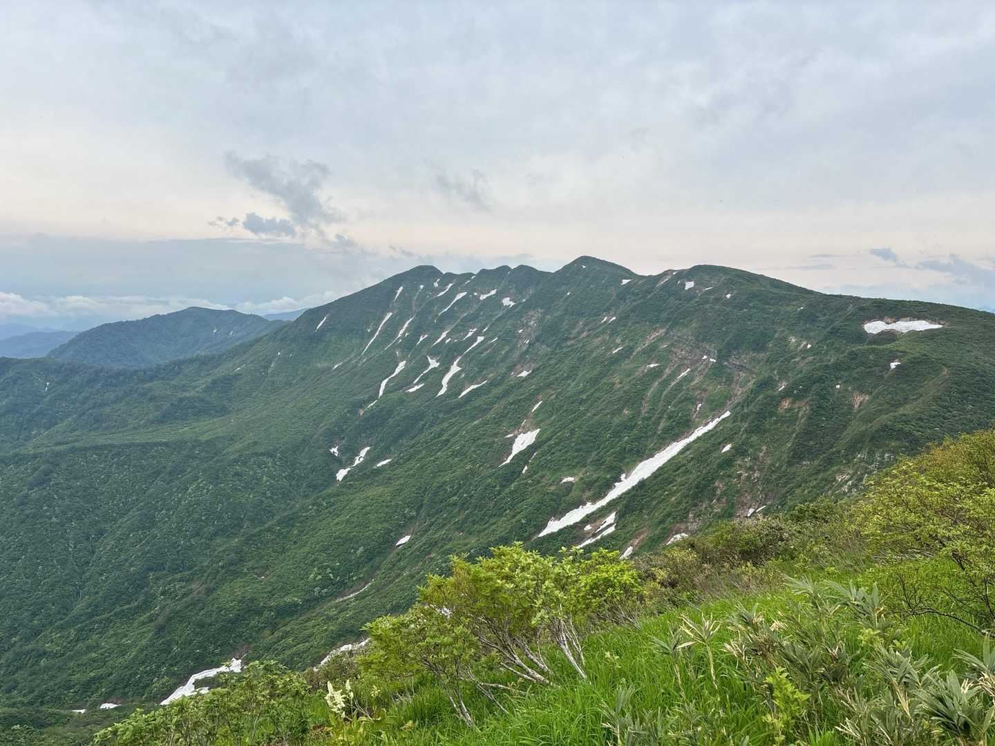守門岳-大岳-保久礼登山口 縦走コースの写真