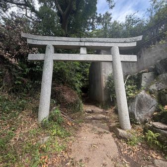 下山して鳥居前で一礼⛩️🙏