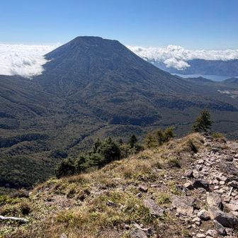 これがみたかった、登っても眺めても最高のヤマ
男体山