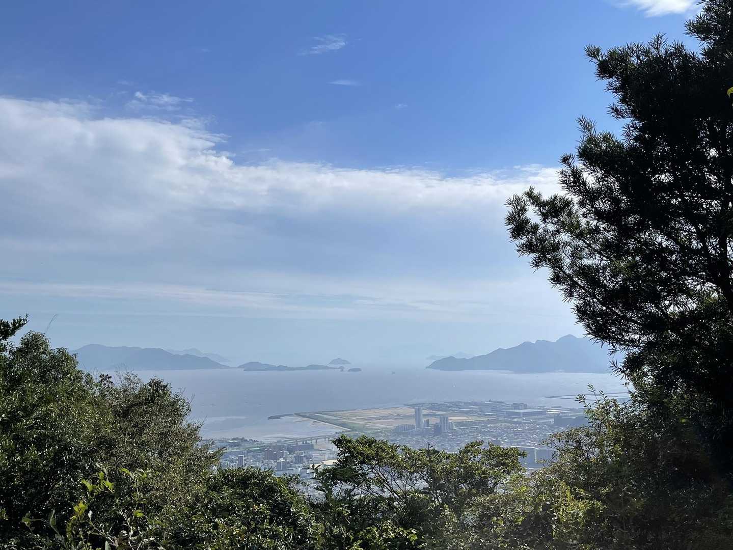 西峰到着
ここでも落ち着かず、すぐ折り返す💦