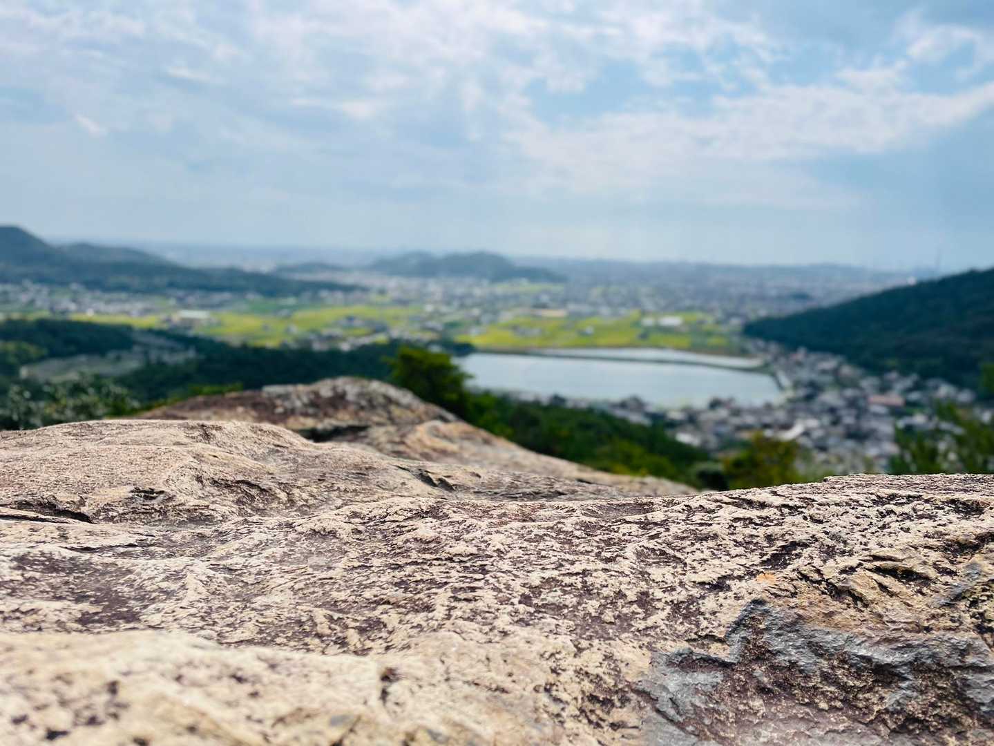 🪨の蓄熱度合いがハンパない😆
寝転ぶと背中伸びそう…