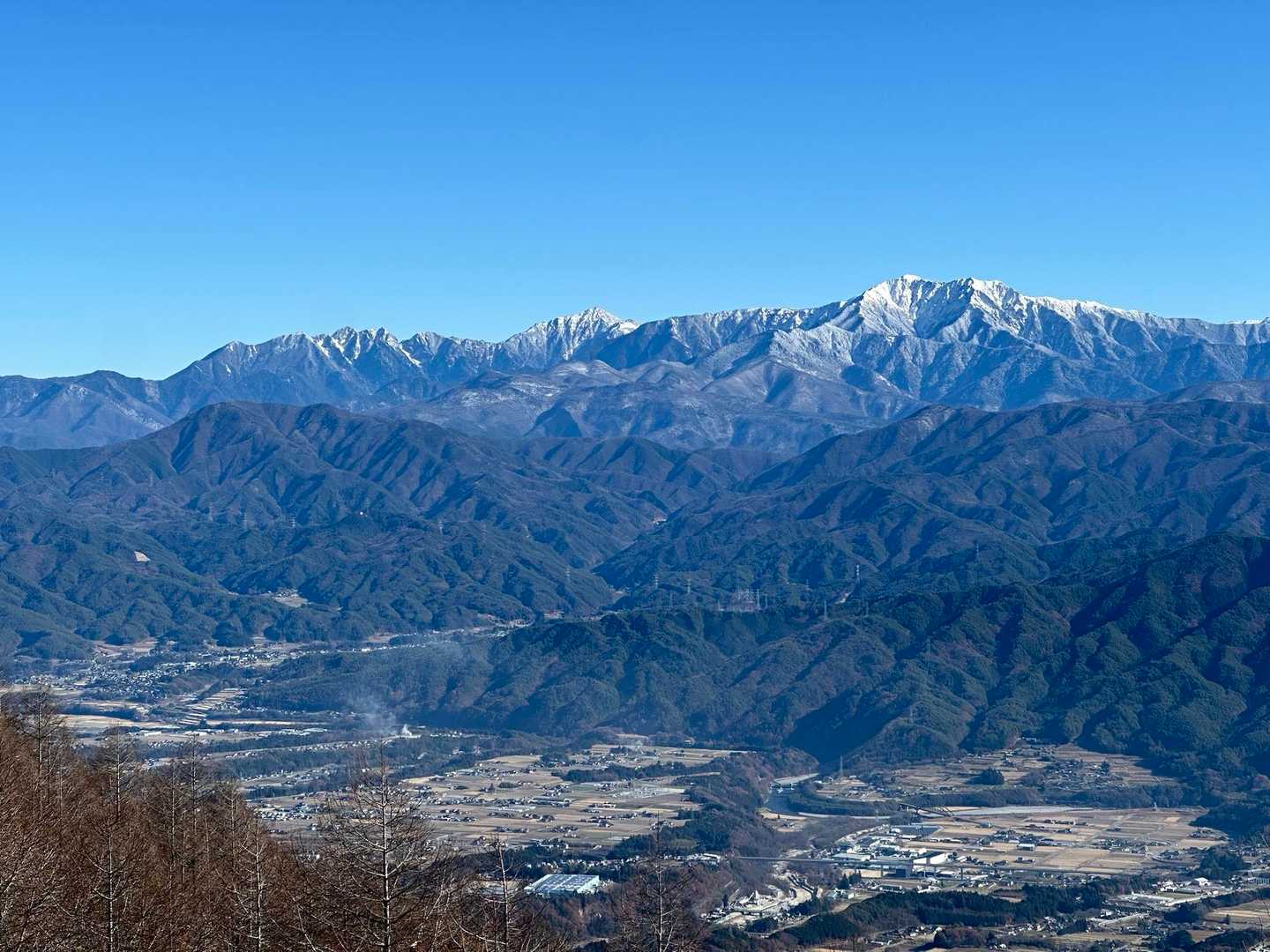 がんばったあとのご褒美✨
まずは鋸岳　甲斐駒ヶ岳　仙丈ヶ岳