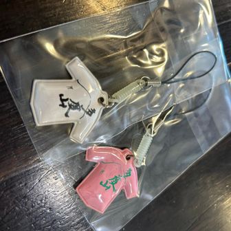 車久で、おひとつどうぞ〜って。
１つ貰えました🤗2色展開