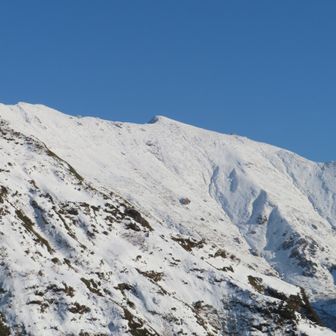 オキノ耳～トマノ耳と、肩の小屋　
これで見納めかな