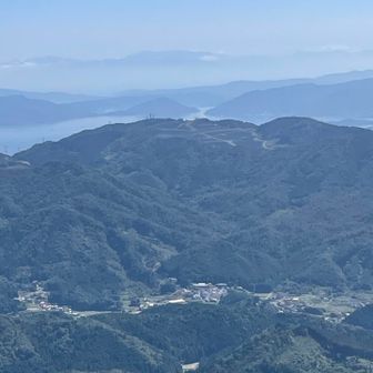 野貝山と瀬戸内海